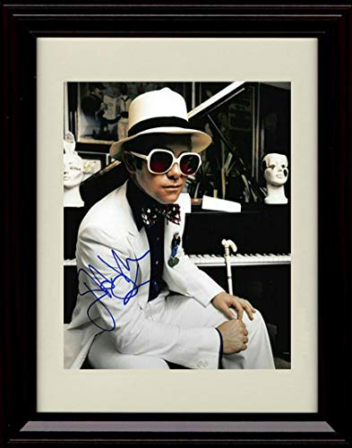 Unframed Elton John - Posing - Autograph Replica Print Unframed Print - Music FSP - Unframed   