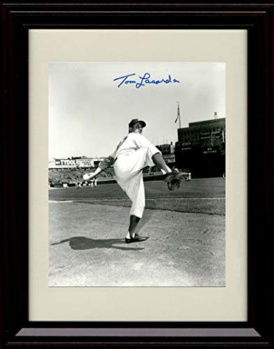 Unframed Tommy Lasorda - Dodgers - Vintage Shot Warming Up - Autograph Replica Print Unframed Print - Baseball FSP - Unframed   